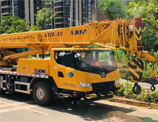 临清市大件设备吊装租赁吊车