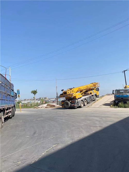 临清市25吨吊车的租赁价格大概是多少？