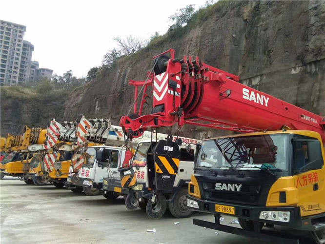 临清市吊车出租按什么计费？台班费、单次费、里程费怎么算？