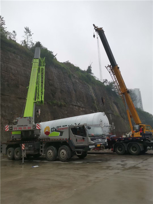 临清市“不怕风雨冻”—— 吊车的 “恶劣环境适应” 技术