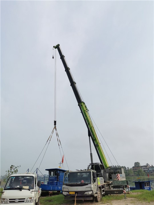 临清市桥梁建设吊装案例